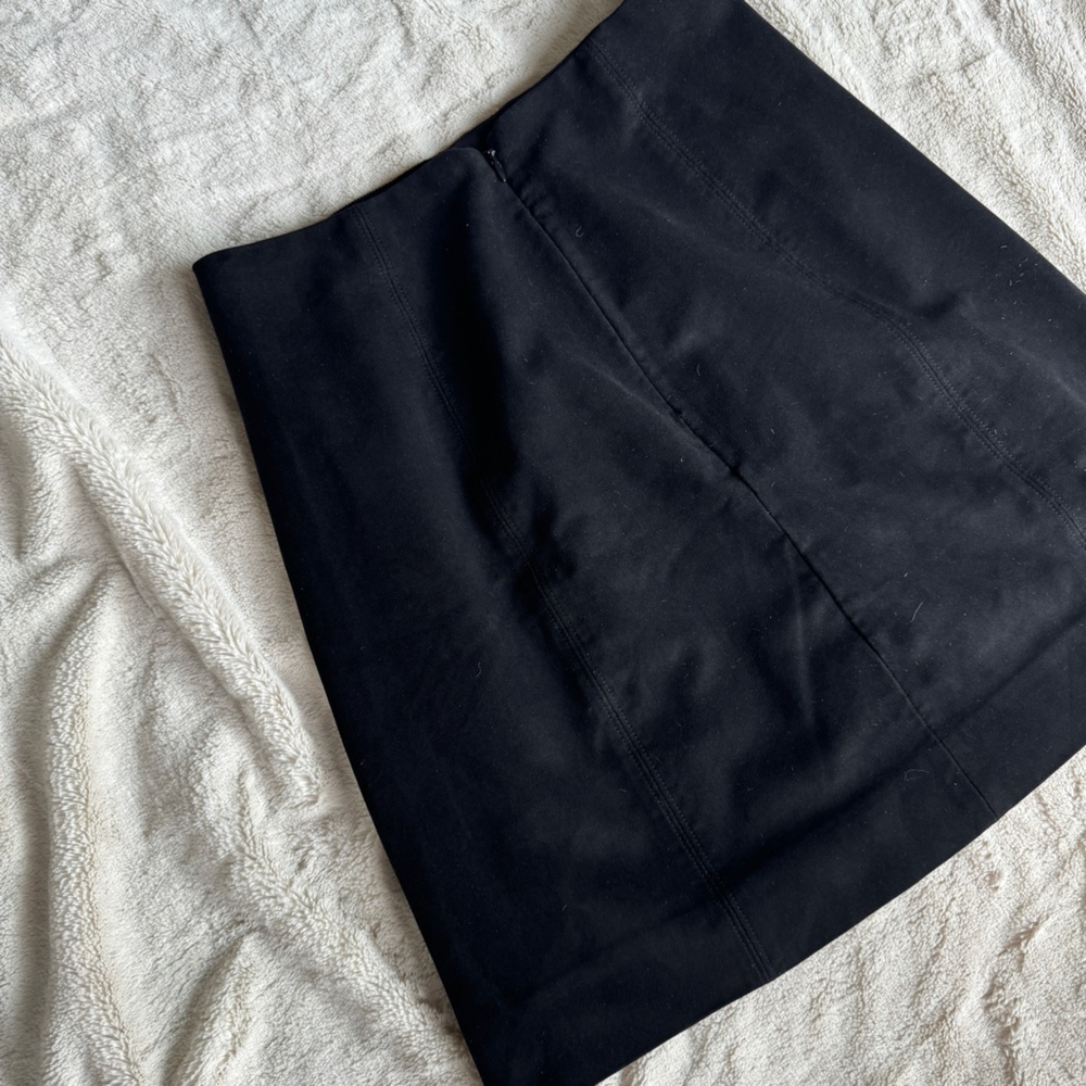 Aritzia Babaton Black Suede Skirt with Front Stitching